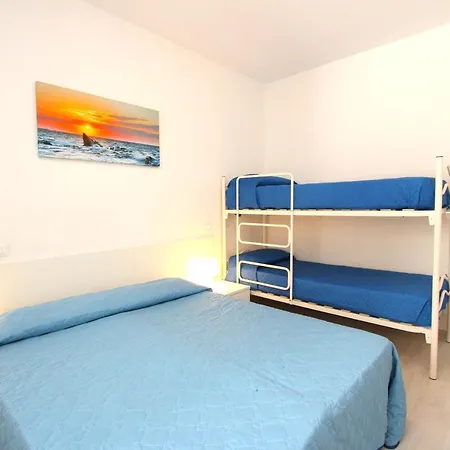 Villaggio Pineta بيت للعطل بيبيوني